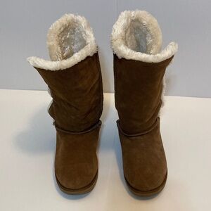 Source Unknown Brown Winter Boots with Cream Lining